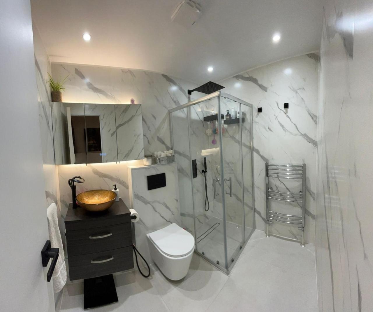 Lovely Double Bedroom In Rotherhithe Лондон Екстер'єр фото
